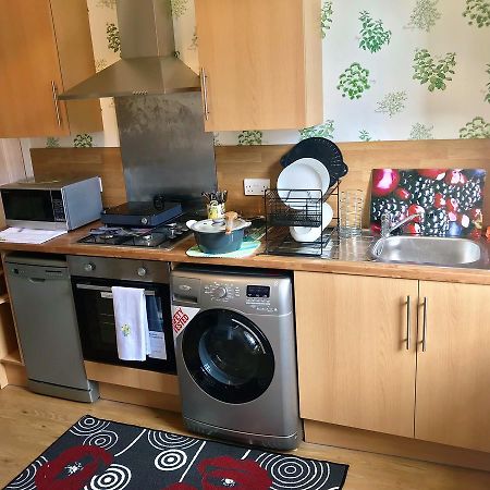 233 Leith Apartment Edinburgh Bagian luar foto
