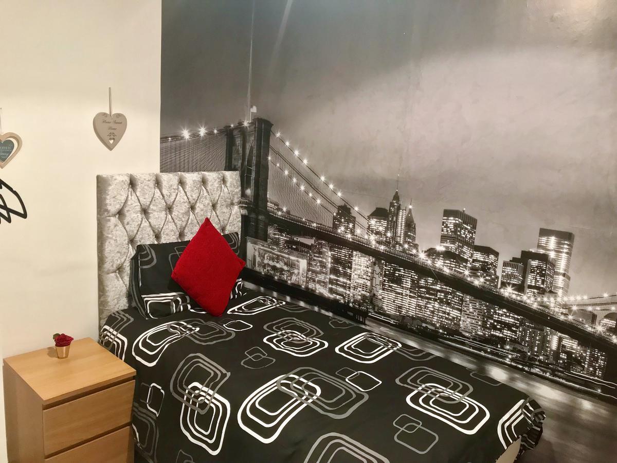 233 Leith Apartment Edinburgh Bagian luar foto